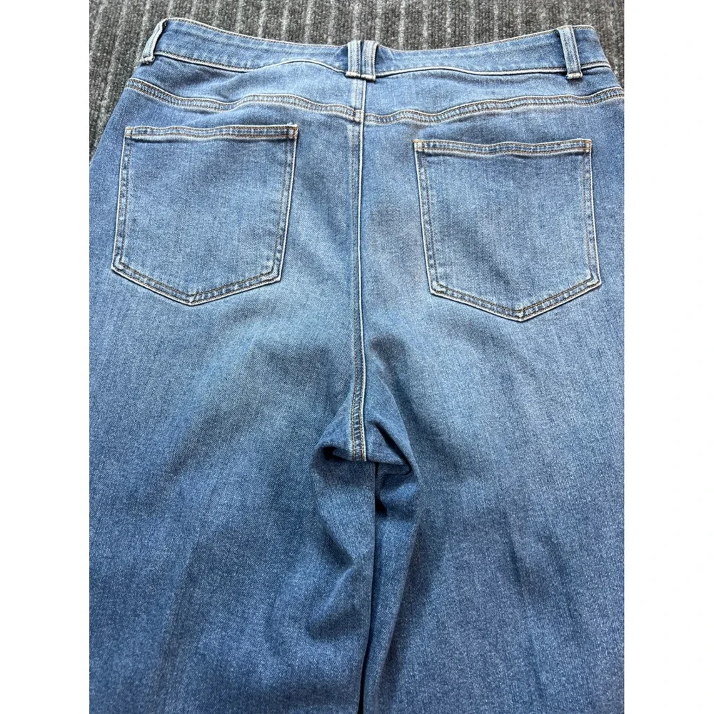 TALBOTS Relaxed Barrel Jean‎ Womens 14 Quinn Wash Blue Tencel Blend High Rise